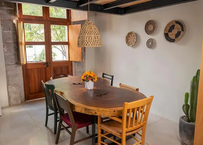 Apartamento Designer Loft City's Vibrant Centro *